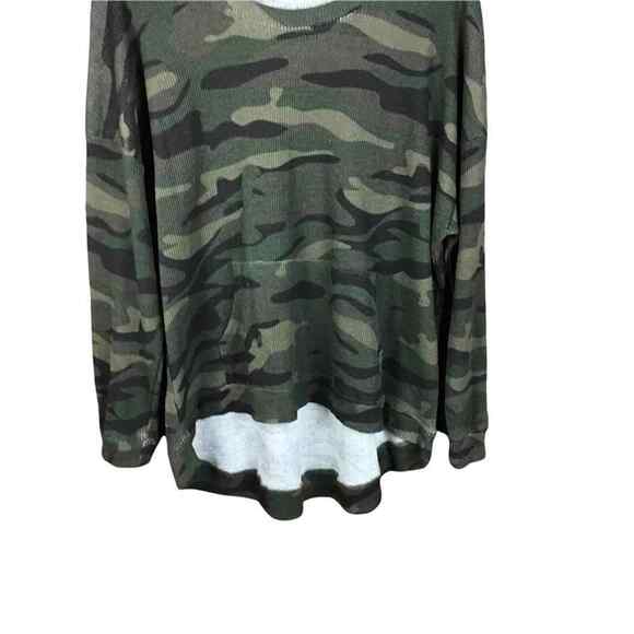 RDI Womens Medium Camo Thermal Top Hi-Low Hem Kangaroo Pocket Green NWOT - Picture 6 of 14